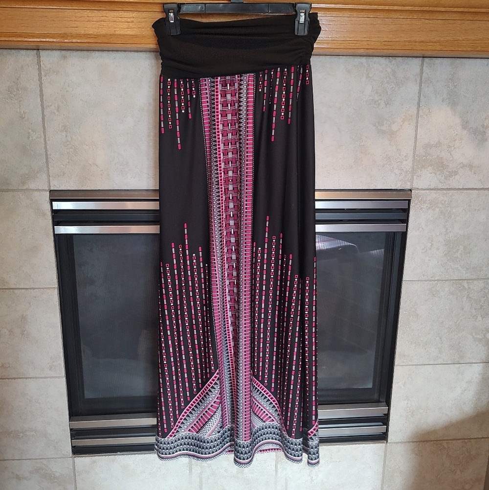 Chic Black and Pink Maxi Skirt Awesome Design!